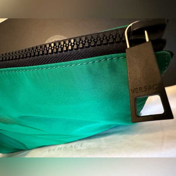 Versace Green nylon Medusa crossbody messenger bag purse NEW (AUTHENTIC) - Picture 5 of 16